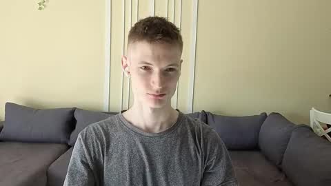 Max online show from May 17, 12:58 pm