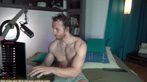 Snapshot of viktor_secret chatting on September 11, 3:52 am fansly VITEKsecret online show from September 11, 3:52 am
