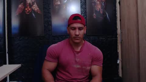 Viktor Herrera online show from June 8, 4:52 pm