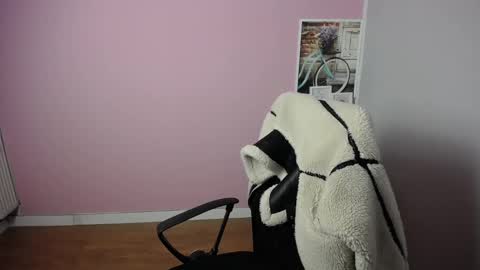 viktoria_lovely online show from March 4, 6:15 am