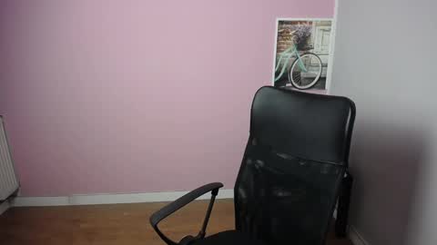 viktoria_lovely online show from February 17, 6:20 am