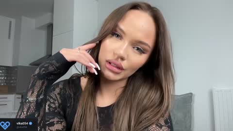Snapshot of viktoria_www chatting on December 3, 5:38 pm Viktoria www online show from December 3, 5:38 pm