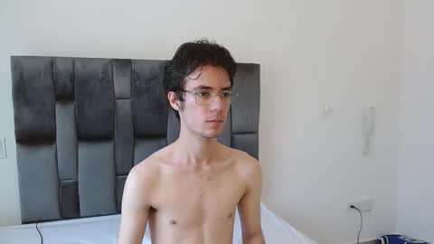 viktornoir online show from October 13, 1:57 pm