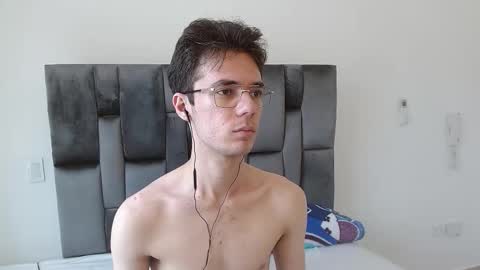 viktornoir online show from November 5, 4:20 pm