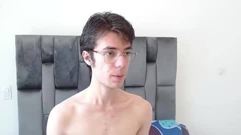 viktornoir online show from October 26, 6:07 pm