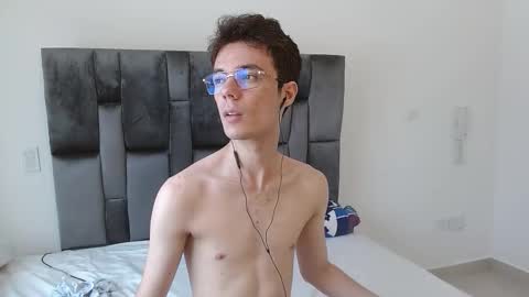 viktornoir online show from November 8, 2:53 pm