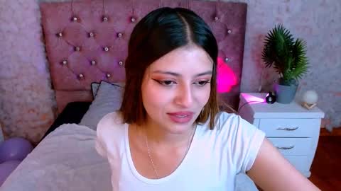 viky_evanss online show from February 20, 1:57 pm