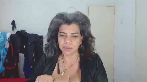 VIKY ADAMS online show from March 5, 10:11 am