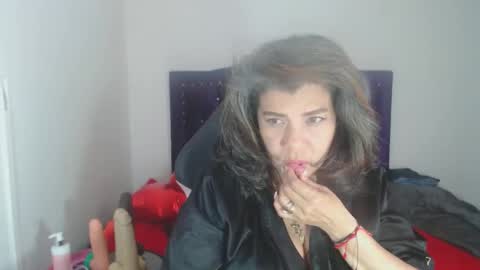 VIKY ADAMS online show from February 17, 4:50 pm