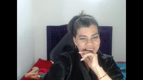 VIKY ADAMS online show from February 13, 4:32 am