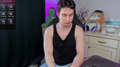 Vincent Strong online show from February 1, 8:44 am