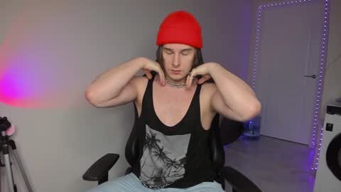 Vincent Strong online show from December 3, 12:55 pm