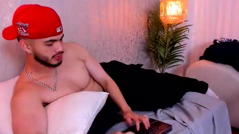 Vincent online show from October 9, 4:07 am