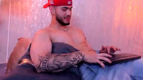 Vincent online show from September 17, 4:49 am