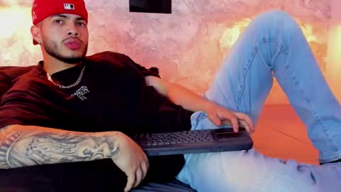 Vincent online show from September 15, 4:47 am