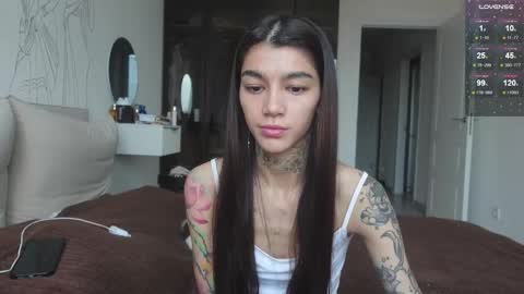 vinkitinkii online show from October 23, 7:43 am