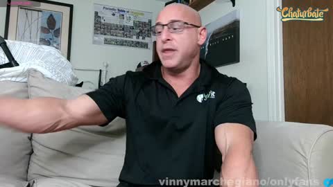 Vinny Marchegiano online show from December 19, 3:41 pm