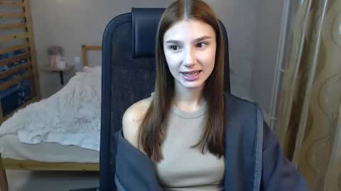 violaberry__ online show from September 29, 5:17 am