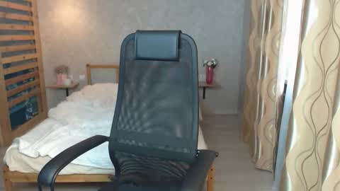 violaberry__ online show from October 12, 3:21 am