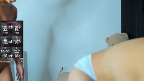 Snapshot of violet_casper_ chatting on December 15, 4:29 am Violet and Casper online show from December 15, 4:29 am