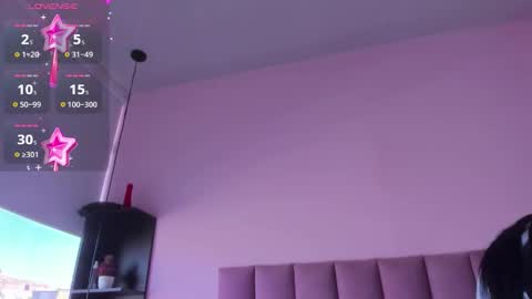 violet online show from September 22, 12:53 pm