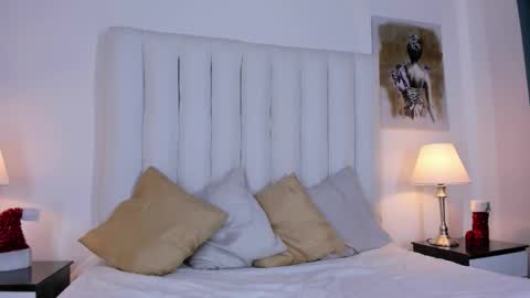 Mary online show from December 22, 6:47 pm