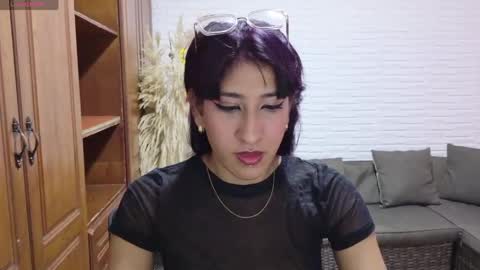 violet_rousse7 online show from May 26, 5:13 am