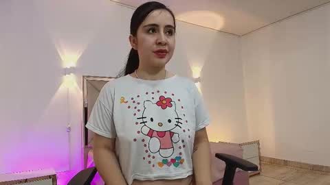 violet_tay1 online show from October 10, 12:33 pm