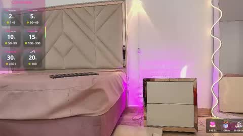 violet_tay1 online show from October 15, 12:50 pm