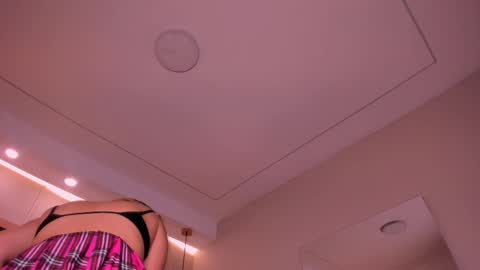 Violeta  online show from September 10, 11:22 am