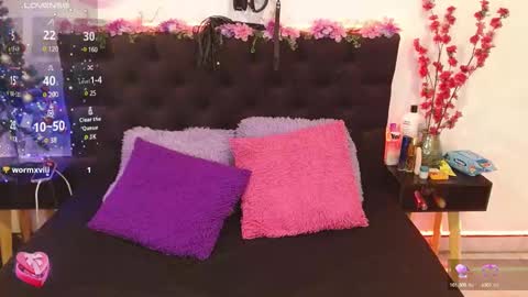 violeta and alexis online show from December 11, 9:34 pm