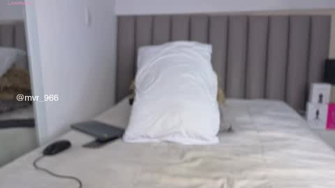   online show from October 10, 9:41 pm