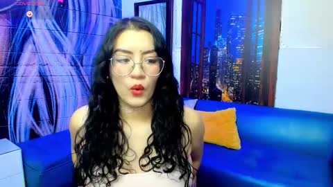 Snapshot of violeta_diazz chatting on February 28, 9:12 pm online show from February 28, 9:12 pm