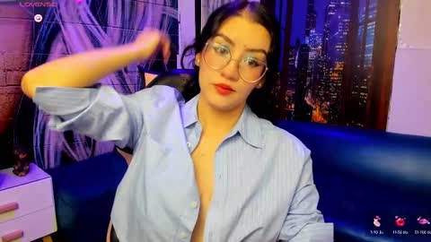 Snapshot of violeta_diazz chatting on February 11, 9:14 pm online show from February 11, 9:14 pm