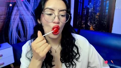 Snapshot of violeta_diazz chatting on January 23, 10:11 pm online show from January 23, 10:11 pm