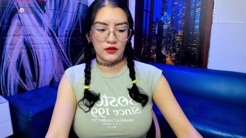 Snapshot of violeta_diazz chatting on January 15, 9:51 pm online show from January 15, 9:51 pm