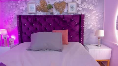 violeta_medina online show from November 15, 9:00 am