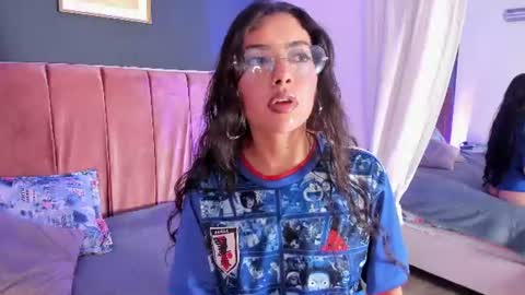 Violeta online show from June 12, 6:29 pm