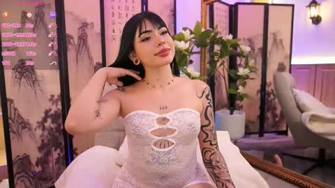 Violet Evanz online show from September 22, 7:07 pm