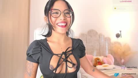 violeth___ online show from February 1, 11:31 am