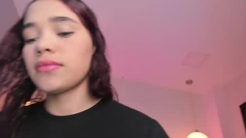 Snapshot of violeth_hill chatting on February 11, 8:31 pm Violeth Hill online show from February 11, 8:31 pm