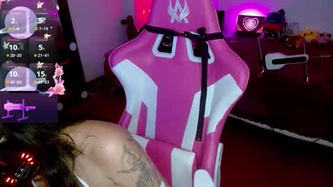   online show from October 9, 8:14 pm