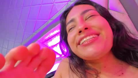 Violet Rousse online show from December 3, 5:35 pm