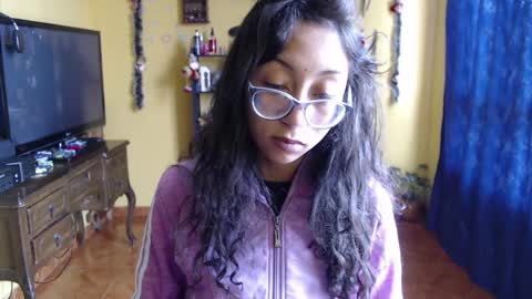 Violet777  online show from November 18, 1:58 pm