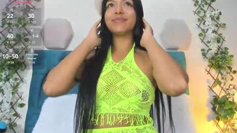 violett  rousee online show from November 1, 3:22 pm