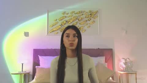 violetta_finch online show from October 23, 10:28 am