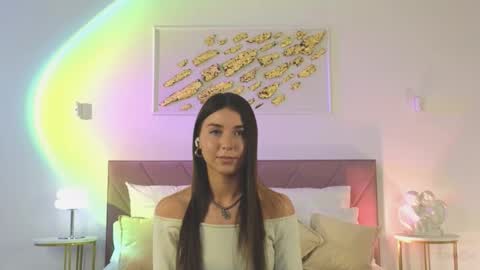 violetta_finch online show from October 17, 10:19 am