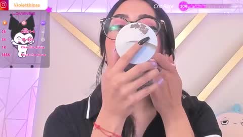 Violeta  online show from February 18, 9:20 pm