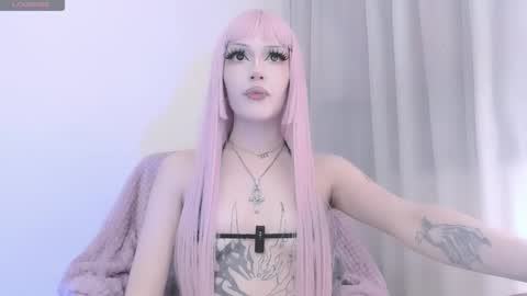 Violett online show from March 26, 6:30 am