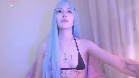 Snapshot of violettbones chatting on March 4, 4:27 am Violett online show from March 4, 4:27 am